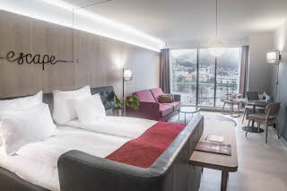 Copyright: : Francisco Munoz Grande view room